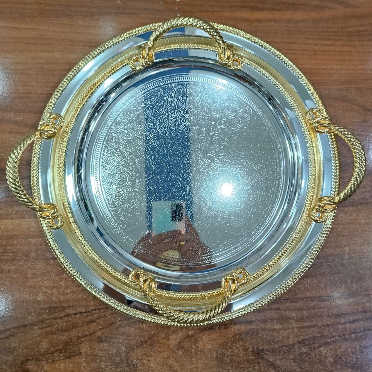 photo_1_2025-09-10_00-45-20 سینی گرد تمام استیل وارداتی دایره فریم طلایی ساده - Image 1